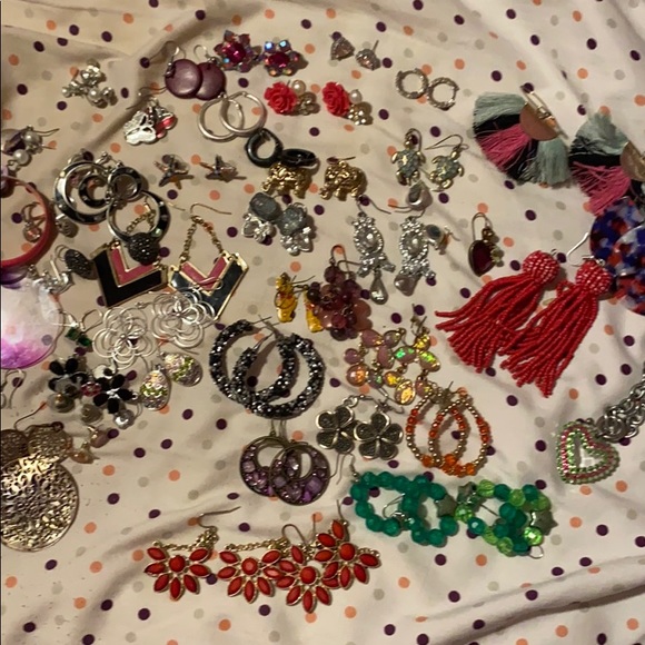 Earrings - Picture 1 of 1